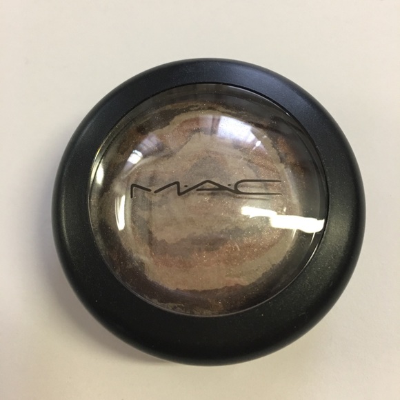 MAC Cosmetics Other - MAC Mineralized Eye Shadow “Earthly”